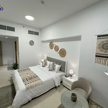 Bella Inn - Luxury Private Master Rooms With Balcony Dubai Exterior photo